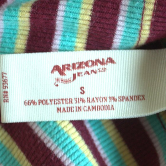 Bundle ✨2/$15 Crop Top with Breast Pocket | Arizona Jean Company - Picture 4 of 4